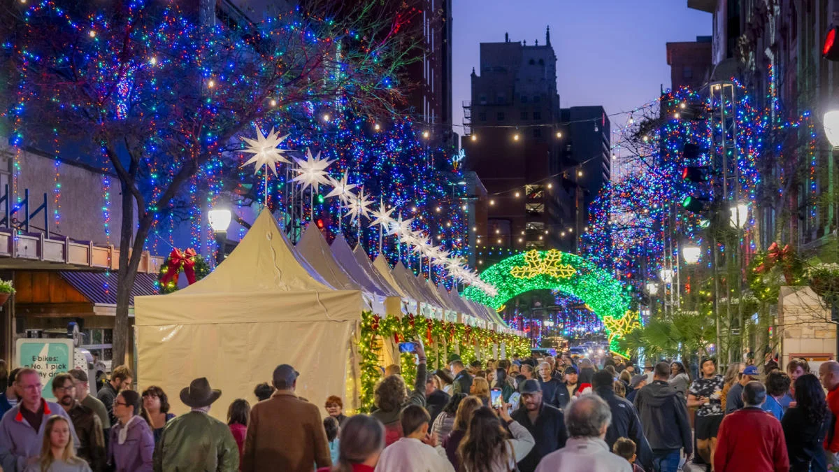 Holidays_on_Houston_Holiday_Market_933dc7a6-1c73-4e21-bc16-e9064e402025